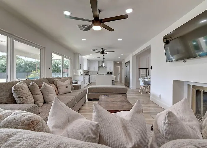 Sweetwater Estate Holiday home